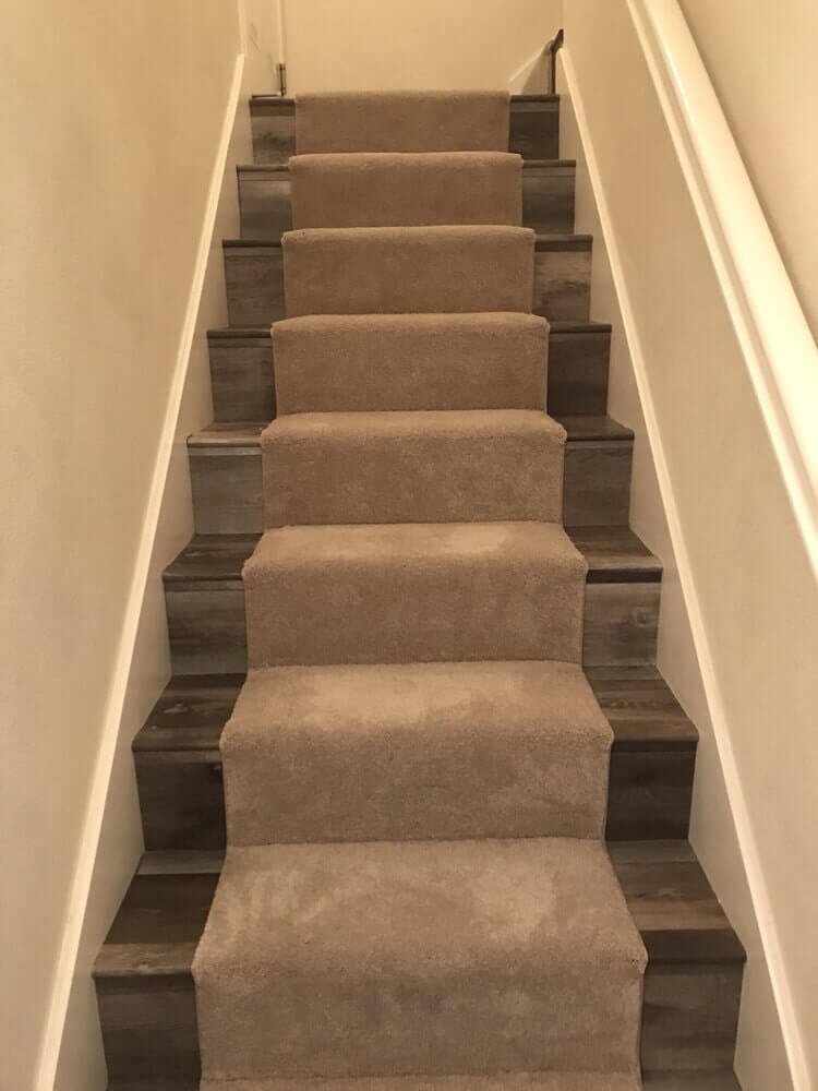 half carpet model on stairways